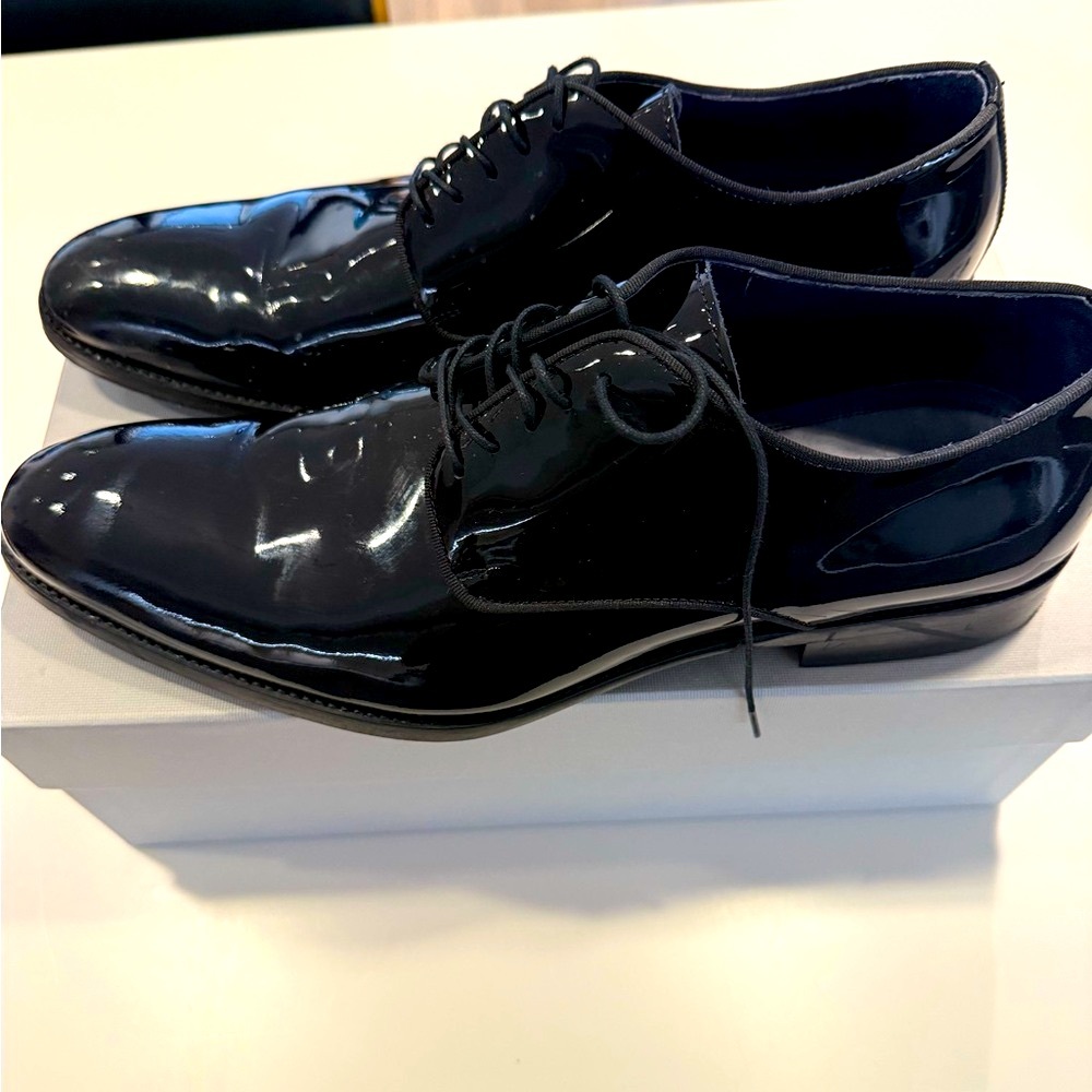 Johnston & Murphy Kinser Plain Toe, Black Patent Leather
